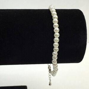 Faux Pearl Bracelet Silver Tone Adjustable Lobster Clasp Fashion Jewelry 9 in L